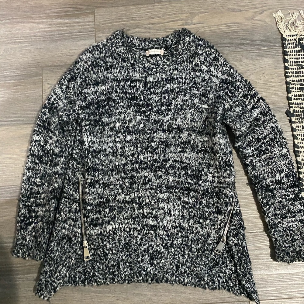 Altar’d State Sweater